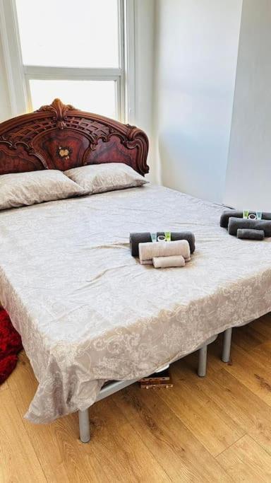 Apartment 3 Bed House East London