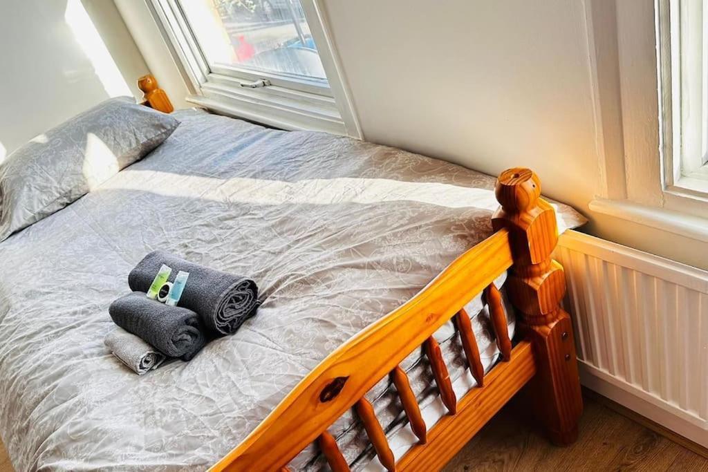 3 Bed House East London