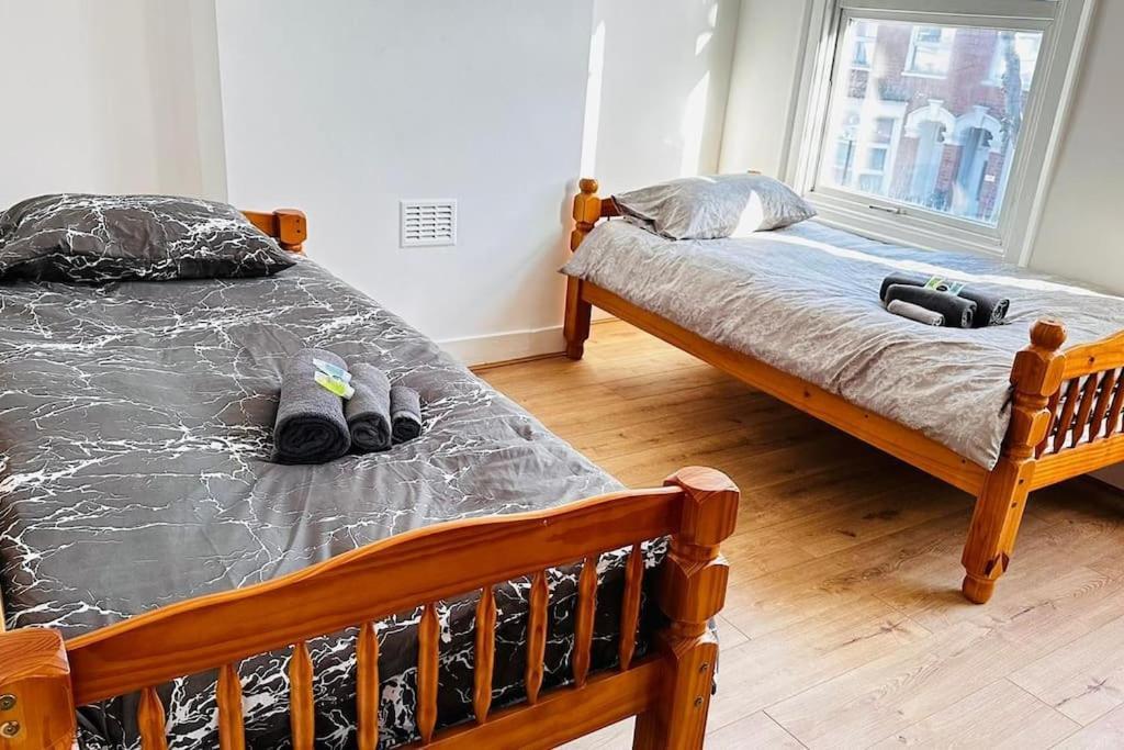 Apartment 3 Bed House East