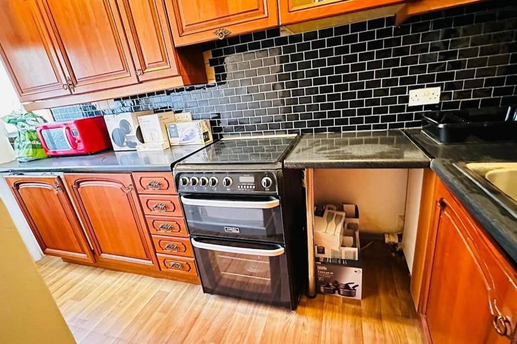 3 Bed House East London